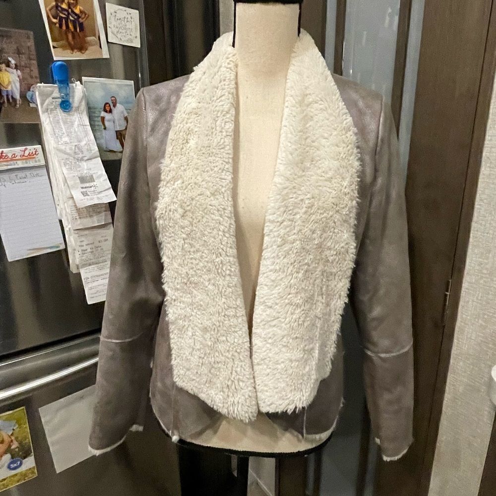 Cache Lightweight Jacket  